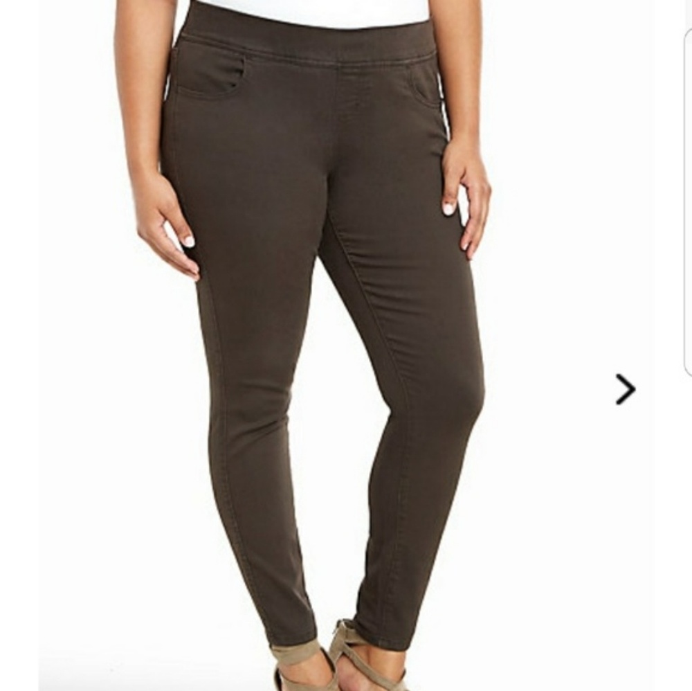 EUC Torrid Lean Jean in chocolate brown 2XS 18P